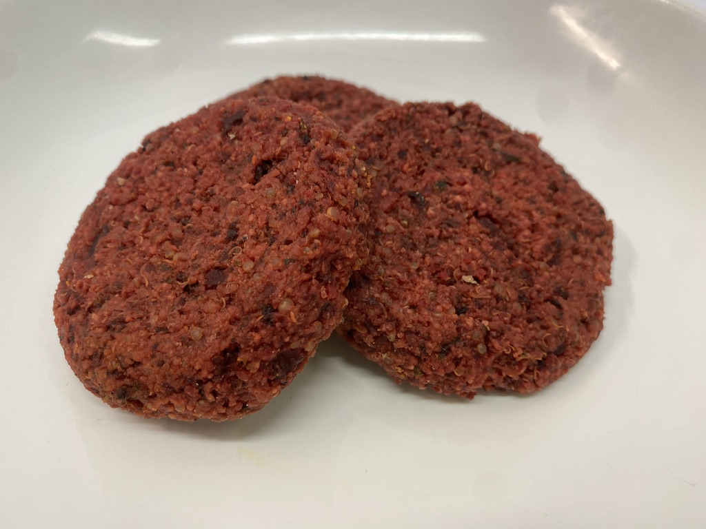 Mini burgher di rapa rossa e quinoa bianca